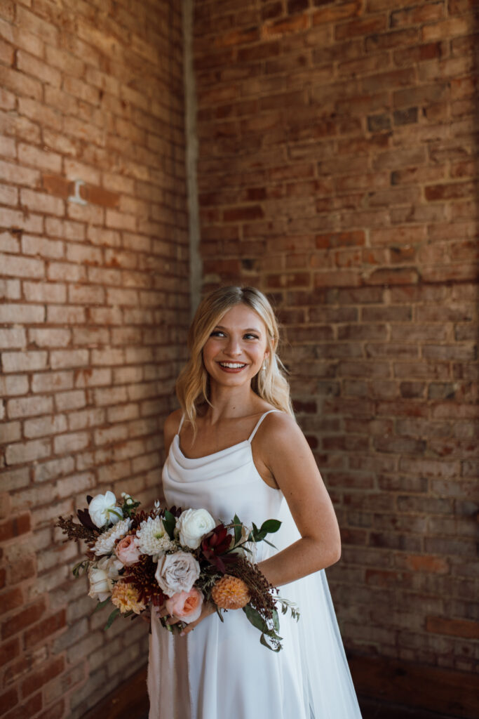 These wedding details made this fall tennessee wedding even more stunning for me to photograph. 