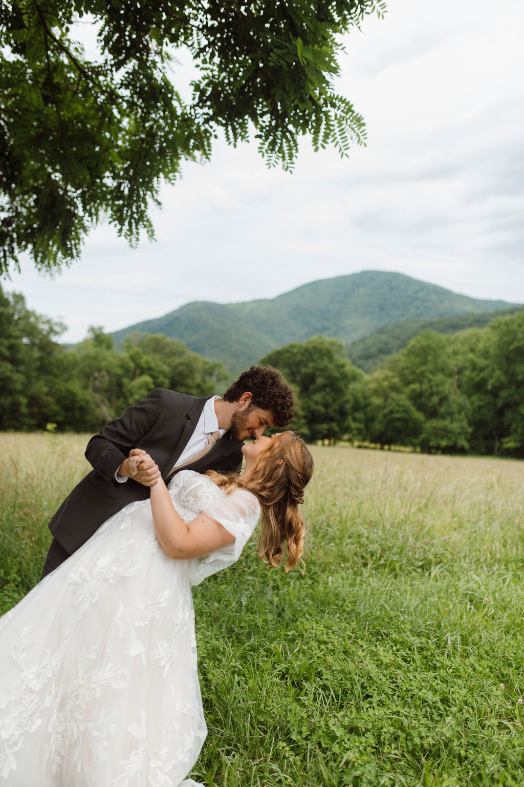 Sarah and Jack's wedding photography in tennessee