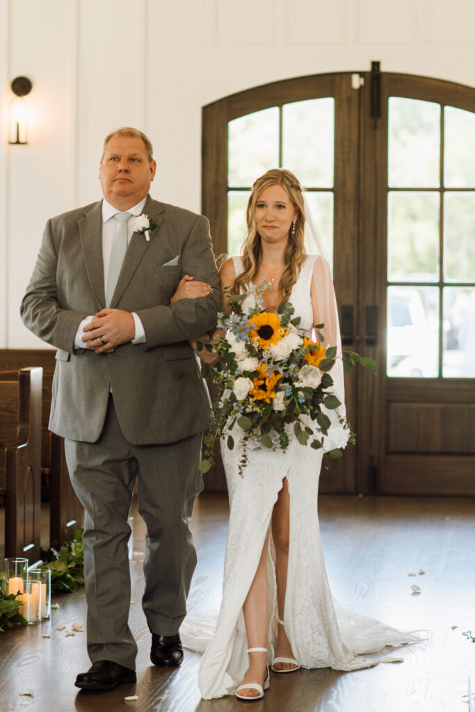 Bride and groom first look wedding in tennessee